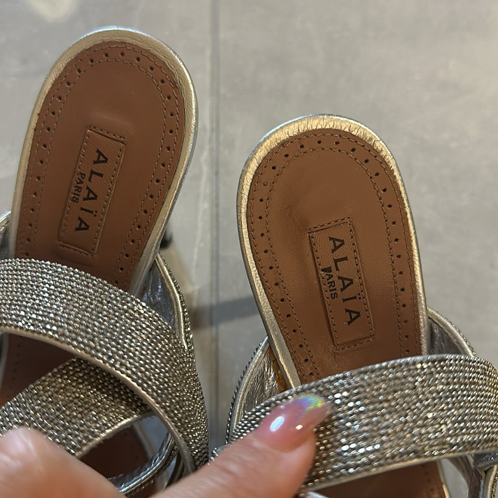 Alaia silver heels - Picture 3 of 6